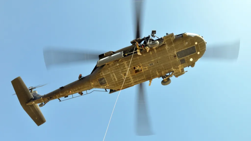 Vrtulník UH-60 Black Hawk