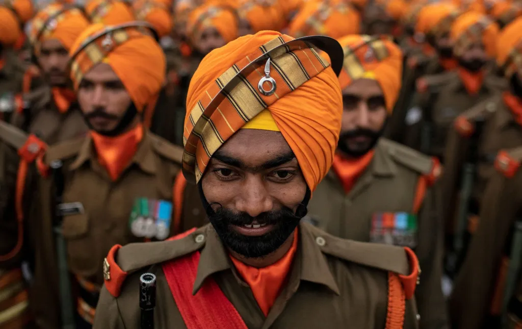 Indičtí vojáci zkouší nástup na přehlídku k výročí Dne republiky v Dillí