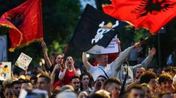 V Albánii pokračují protesty proti výstavbě luxusního resortu