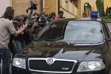 Odposlechy: Rath měl z úplatku radost