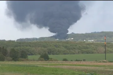 Požár pohonných hmot v Loukově prověřují hasiči a policisté. Po nich nastoupí i inspekce práce