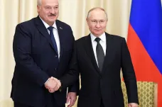 Kreml drží Bělorusko jako jaderné rukojmí, kritizuje Kyjev. Chce svolat Radu bezpečnosti OSN