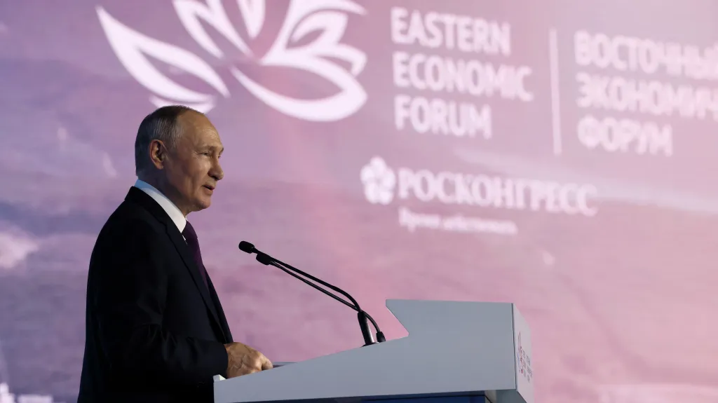 Putin na ekonomickém fóru ve Vladivostoku