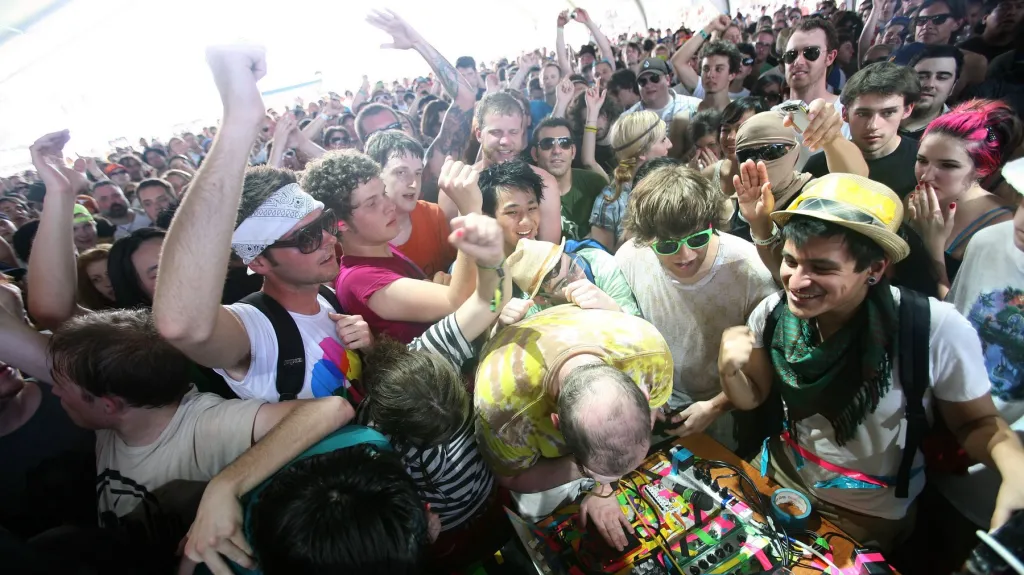 Dan Deacon na kalifornské Coachelle