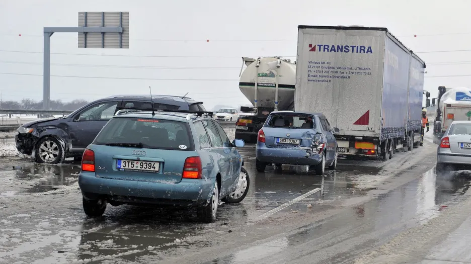 Dopravní komplikace na dálnici D1