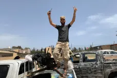 Poslední Haftarova bašta na západě padla. Libyjská vláda uznávaná OSN dobyla Tarhúnu
