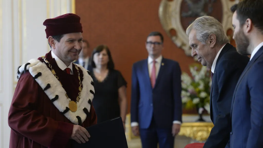 Prezident Zeman jmenoval Martina Bareše rektorem Masarykovy univerzity