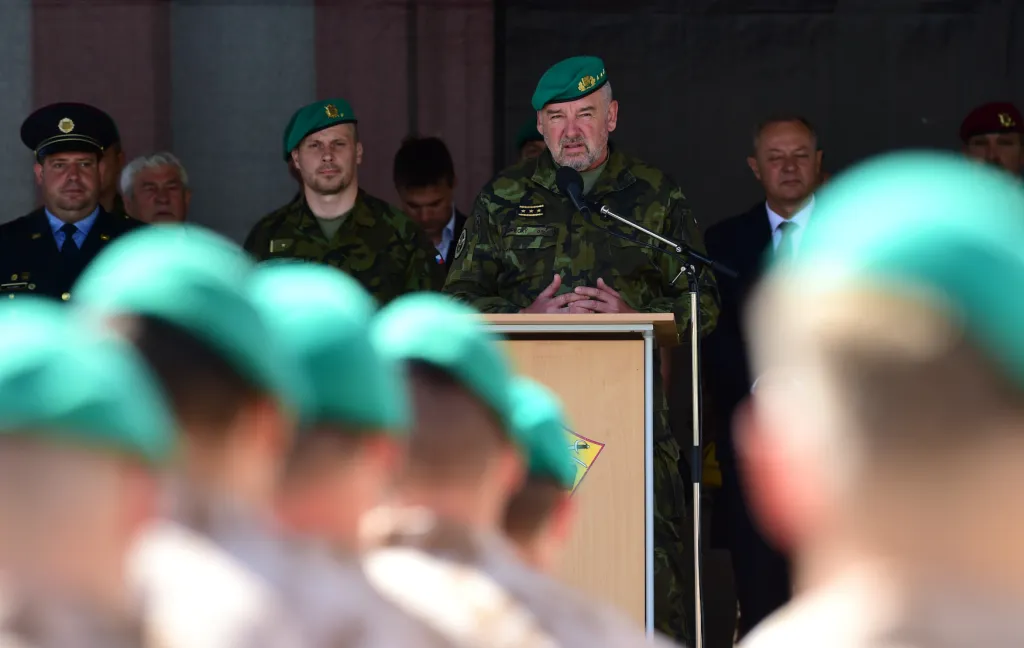 Velitel Velitelství pro operace generálmajor Josef Kopecký