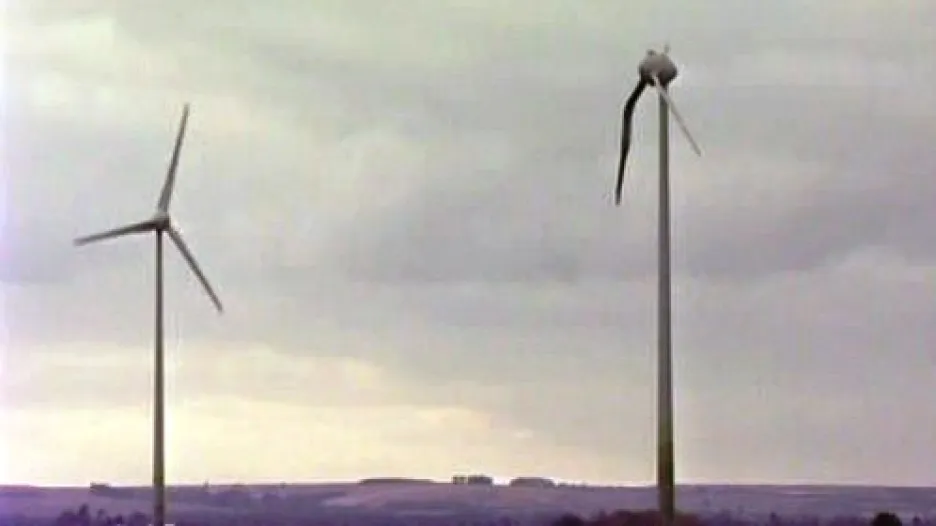 Turbínu větrné elektrárny údajně poškodilo UFO