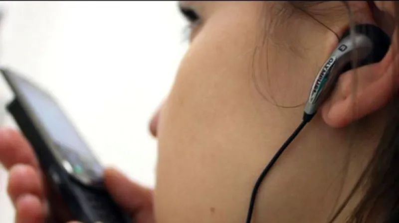 Tajné služby mají být více kontrolovány