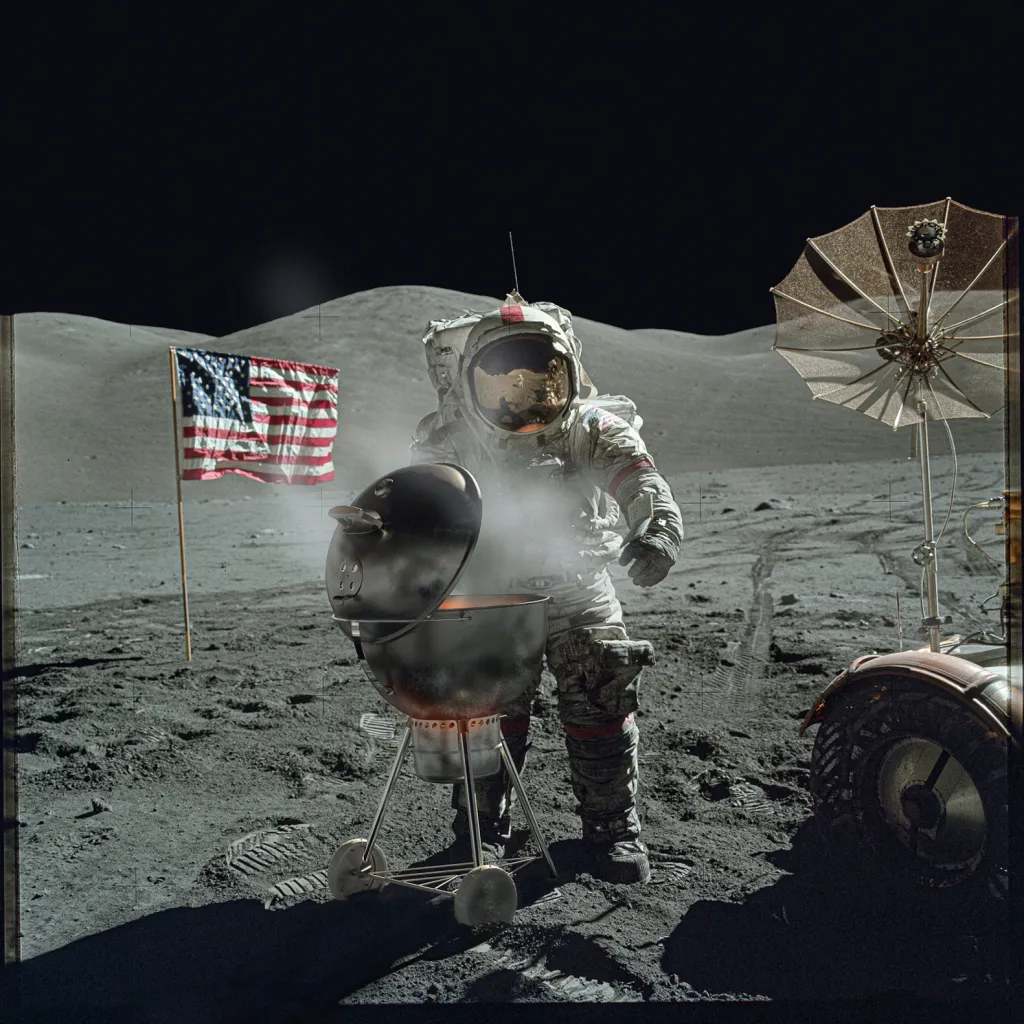 První místo v sekci Kreativní fotografie: Mark Hamilton Gruchy se sérií snímků nazvanou Další návštěva Měsíce