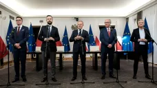 Donald Tusk a představitelé polské parlamentní většiny
