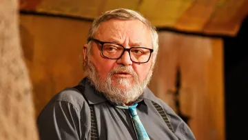 Jan Hraběta ve hře Akt na snímku z roku 2023
