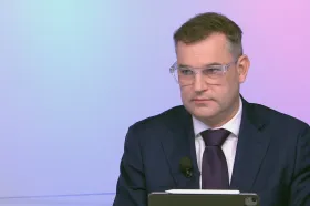 Sestavit rozpočet bude v budoucnu těžší a těžší, míní ekonom Hampl