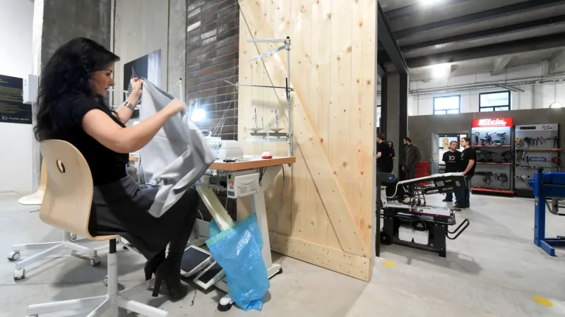 V ostravské Dolní oblasti Vítkovice byl 16. března 2018 rozšířen provoz řemeslné Fajne dilny