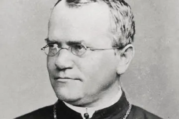 Před 200 lety se narodil Gregor Johann Mendel. Byl otcem genetiky, nejvíc ho ale bavilo počasí