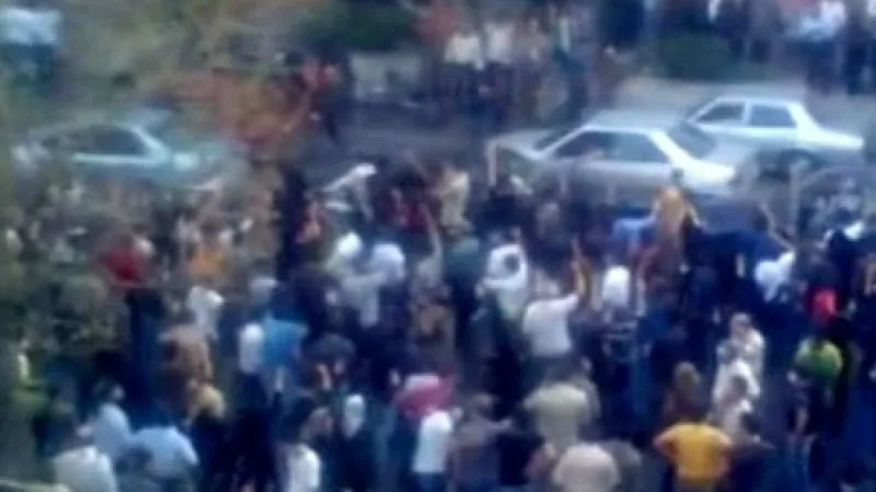 Protesty během Ahmadínežádovy inagurace