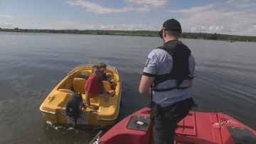 Policejní kontroly na Nových Mlýnech