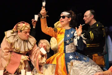 Molière už téměř čtyři sta let zesměšňuje lakomce, misantropy i pokrytce 