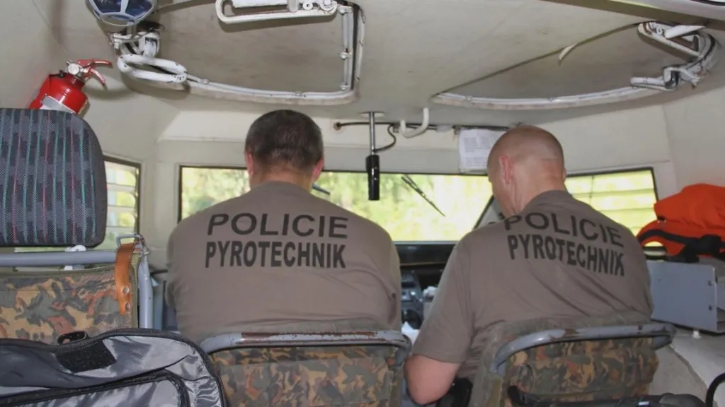 Pyrotechnici ve Vrběticích