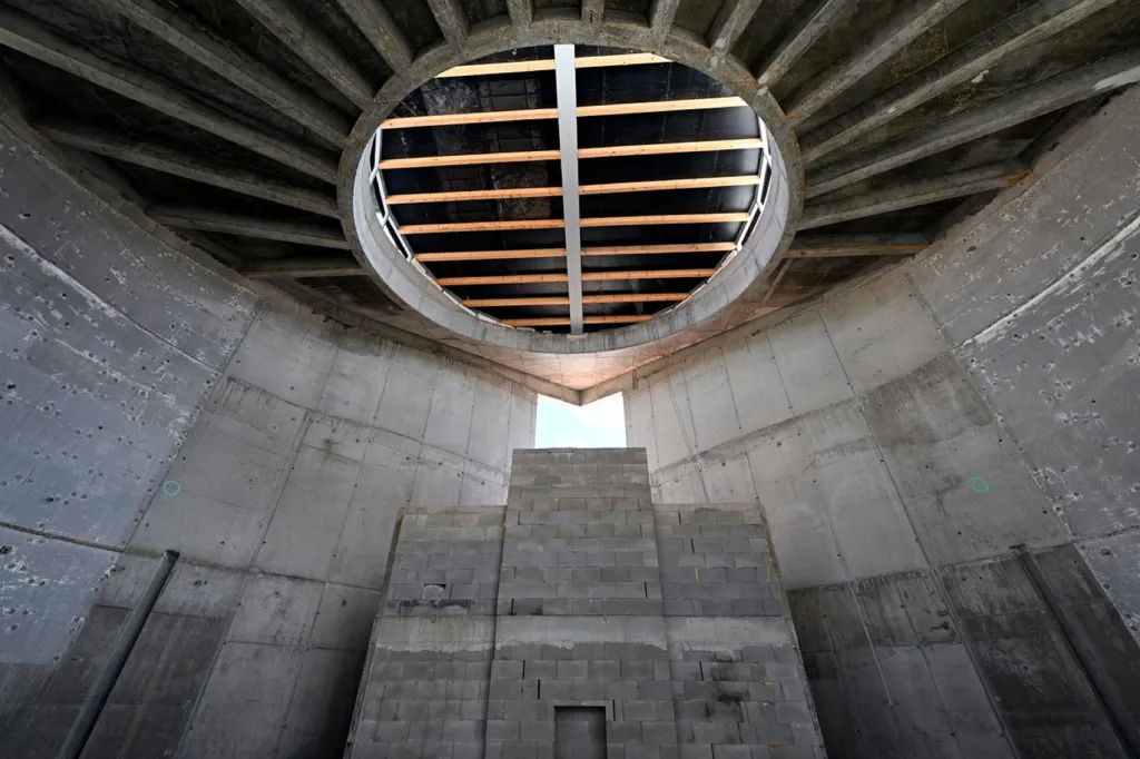 Interiér kaple svaté Terezie z Avily