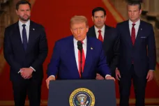 Íránské jaderné provozy byly při útocích USA zcela zničeny, řekl Trump