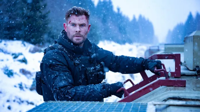 Herec Chris Hemsworth v Česku ve filmu Vyproštění 2