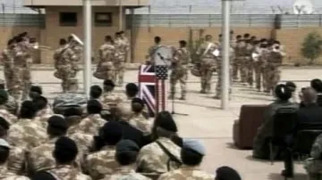 Předávací ceremoniál v Basře