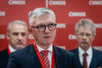 Celostátní sněm Hospodářské komory volí nové vedení, do čela kandiduje Zajíček