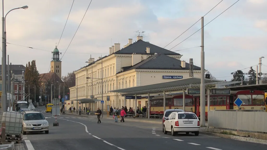 Nádraží Opava východ