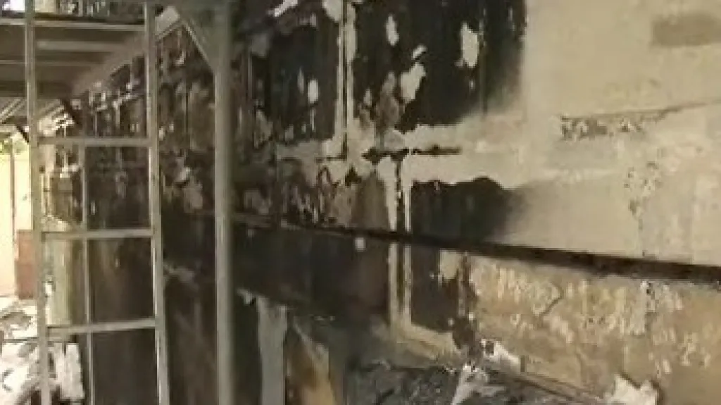 Panelový dům v Brně Bystrci po požáru