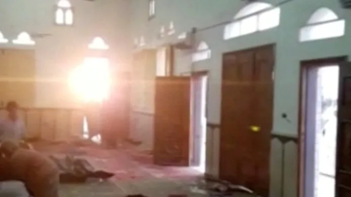 Útok na mešitu na severu Sinaje
