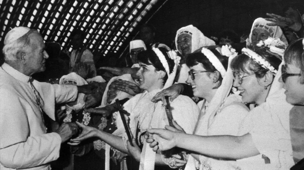 Papež Jan Pavel II. - svatořečení Anežky České ve Vatikánu