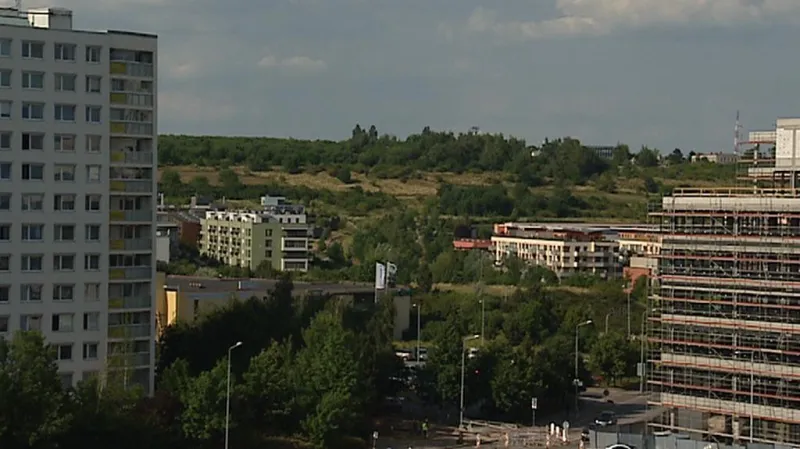 Vrch Vidoule nad pražskými Jinonicemi