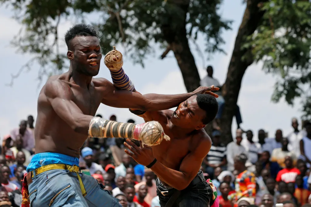 Dambe, tradiční sport hauského etnika