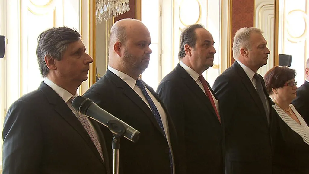 Vláda při jmenování na Pražském hradě