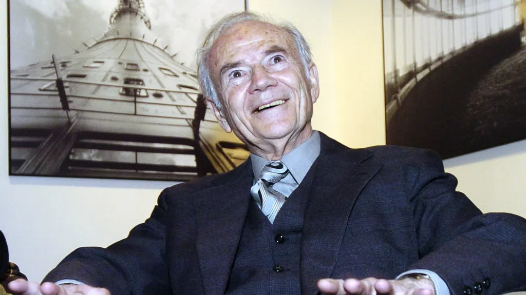 Karel Hubáček