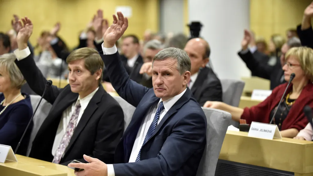 Ve Zlíně si zvolili novou krajskou vládu v čele s Jiřím Čunkem