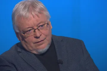 Je na pováženou, že tak mocným hlasem Slovensko volá po blízkosti s Putinovým Ruskem, míní Kosatík