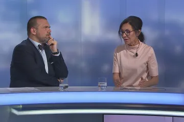 Vyšší DPH u novin otevře hráz dezinformacím, varuje Šmuclerová. Podle Baxy jsou kvalitní zdroje i v on-line prostoru