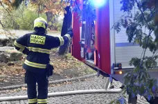 Při požáru bytu v Praze zemřeli dva lidé