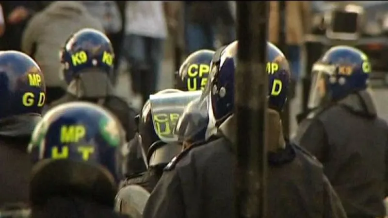 Události o násilnostech v Británii