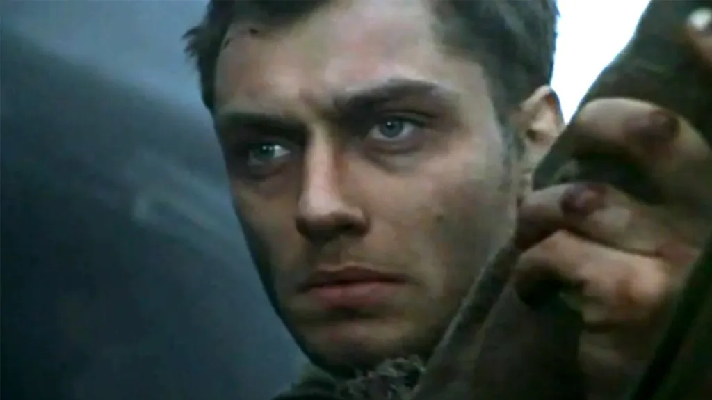 Jude Law z filmu Nepřítel před branami