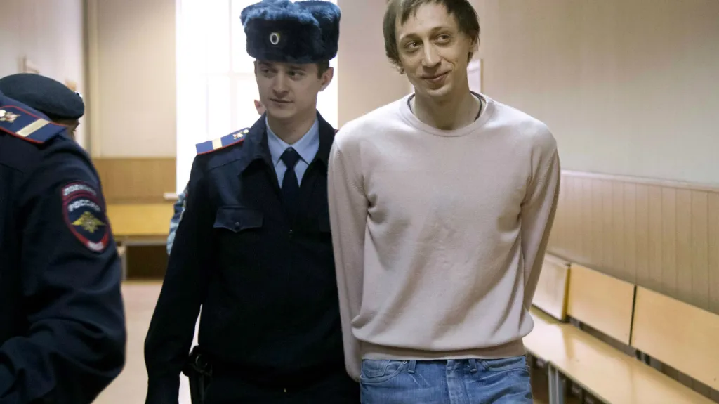 Pavel Dmitričenko míří k soudu