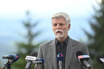 Prezident Pavel se zranil při jízdě na motorce. Zůstane v nemocnici na pozorování
