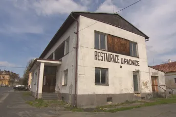 Zadlužené Prameny prodaly majetek ruskému podnikateli, kvůli válce převedl firmu na manželku