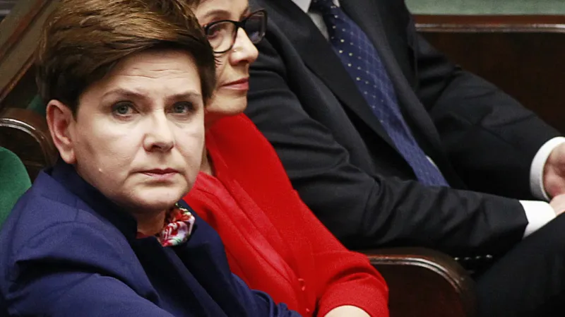 Polsku hrozí omezení hlasovacích práv v EU