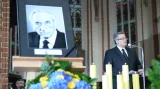 Na pohřbu Tadeusze Mazowieckého promluvil i polský prezident Bronislaw Komorowski