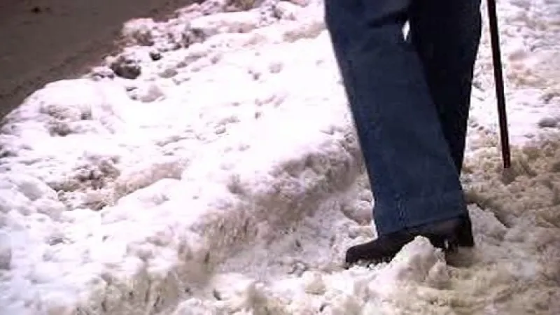 Sníh na chodnících