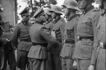 Před sto lety vznikly jednotky SS. Zavraždily čtrnáct milionů lidí